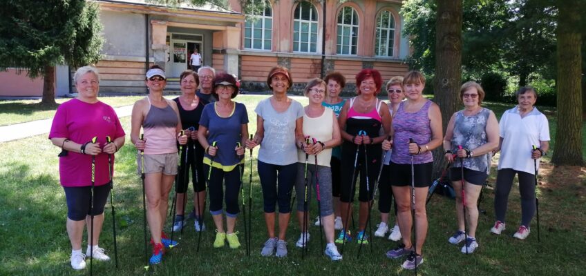 Uniwersytet Trzeciego Wieku w Zwoleniu – pierwszy raz z „Nordic walking“